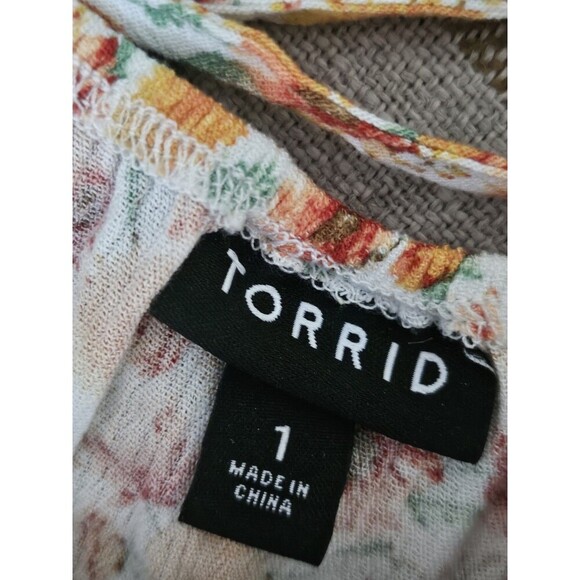 Torrid Women's Floral Crinkle Gauze Cris Cross Back Bohemia Chic Top Size 1 - Picture 12 of 13